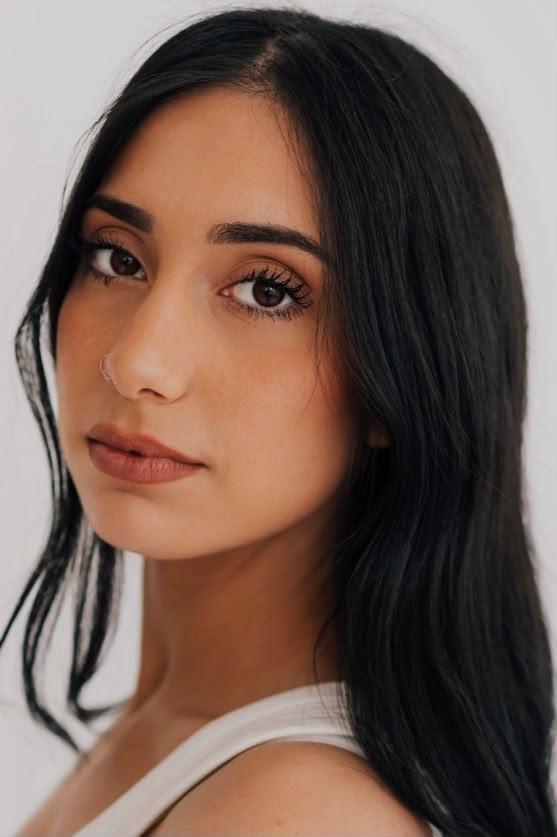 Lara Oliveira
